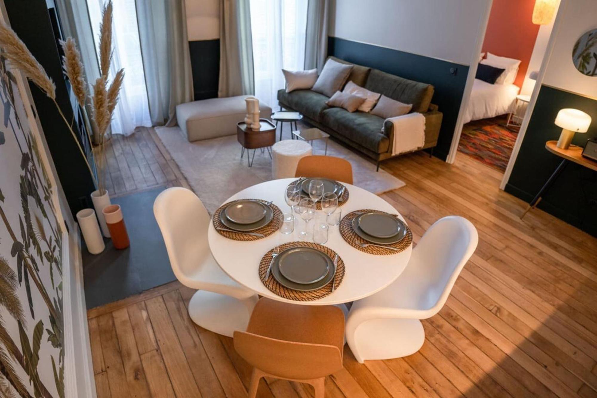 Beige Hospitalite - Coco - Hypercentre-2Chambres-Parking-Zen 圣艾蒂安 外观 照片