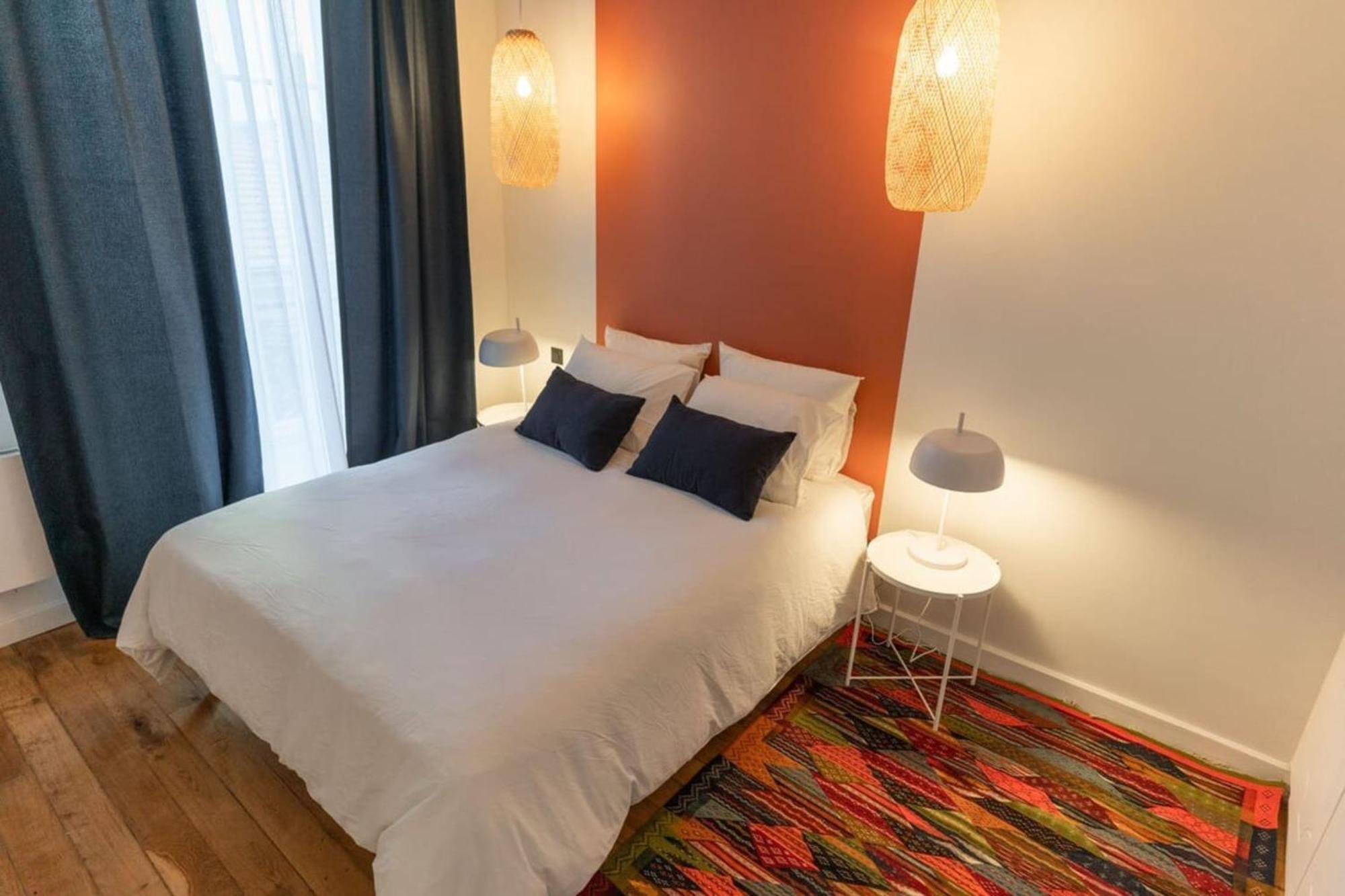 Beige Hospitalite - Coco - Hypercentre-2Chambres-Parking-Zen 圣艾蒂安 外观 照片
